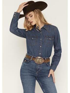Wrangler NWT SZ XL Blue Denim Dark Wash Pearl Snap Fitted Shirt Country Western